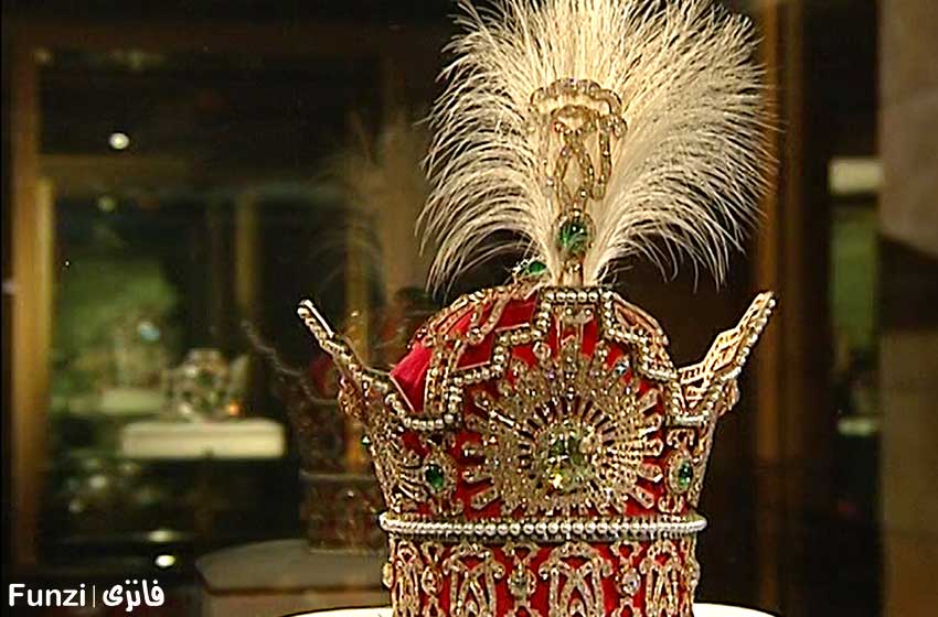 تاج کیانی موزه جواهرات ملی