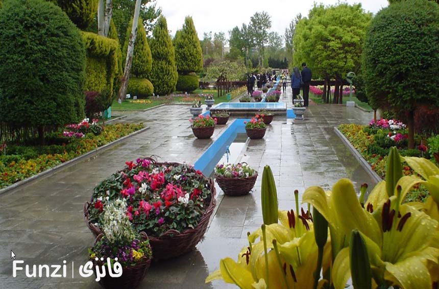 باغ گلهای اصفهان در بهار funzi