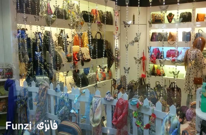 مغازه های مرکز خرید مروارید کیش فانزی